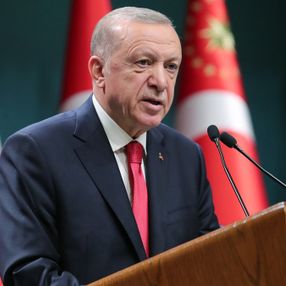 Cumhurbaşkanı Erdoğan: Sıkıntıların üstesinden çalışarak ve azmederek geleceğiz