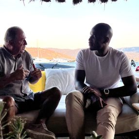 Didier Drogba: Fatih Terim'in heykelini dikmelisiniz