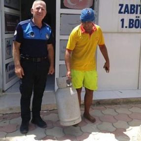 Hatay'da denizden mutfak tüpü çıktı