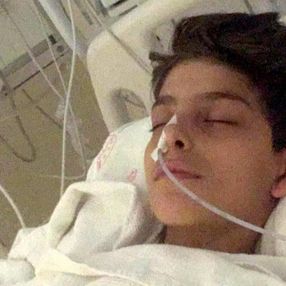 Giresun'da sokakta oynayan Abdulsamet maganda kurşununun hedefi oldu