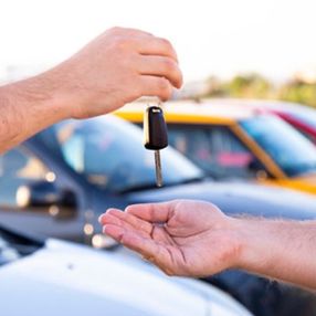 Ticaret Bakanlığı sıfır otomobilde ‘al-sat’a kısıtlama getiriyor