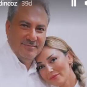 Petek Dinçöz nişanlandı