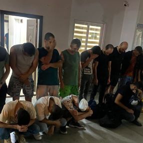Muğla'da Avrupa'ya geldiklerini sanan kaçak göçmenler polise yakalandı