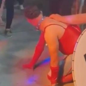 Bursa’da damada jartiyer giydirip tasma taktılar