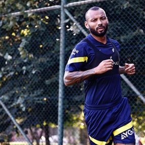 Joao Pedro'dan Fenerbahçe'ye müjde