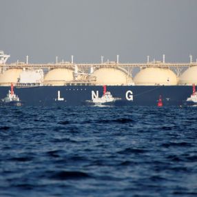 Almanya'da Katar ile doğalgaz anlaşması için Olaf Scholz'a çağrı yapıldı