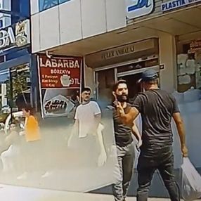 Ataşehir'de sokak ortasında kadına şiddet