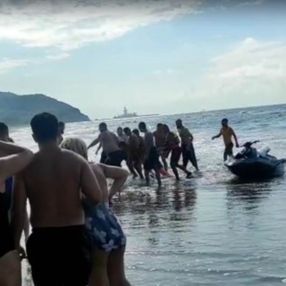 Bartın'da boğulma tehlikesi geçiren çocuğu paramedik çift kurtardı