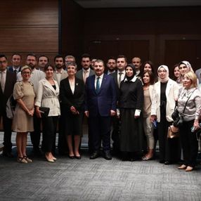Fahrettin Koca'dan sağlıkçıları heyecanlandıran paylaşım
