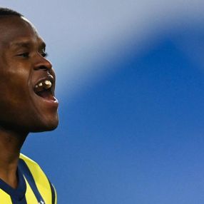 Mbwana Samatta, transfer için Belçika'ya gitti
