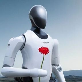 Xiaomi'nin ilk insansı robotu CyberOne, 45 duyguyu anlayabiliyor