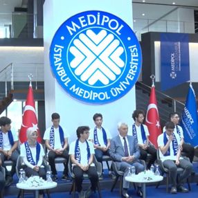 YKS şampiyonlarının tercihi Medipol Üniversitesi