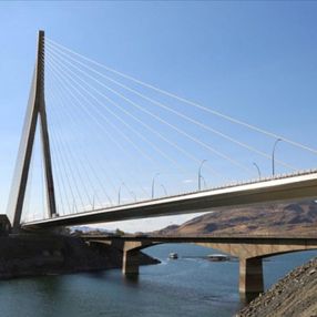 Kömürhan Köprüsü'nden geçen vatandaşın övgüsü