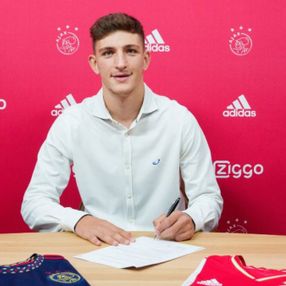 Ahmetcan Kaplan resmen Ajax'ta