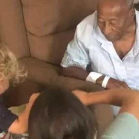 ABD'de kaybolan alzheimer hastasını 2 yaşındaki bebek buldu
