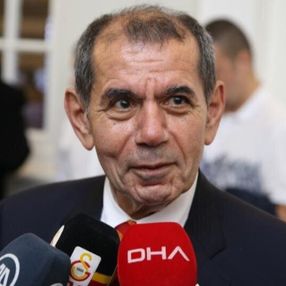 Galatasaray'da 10 kişiyle alınan galibiyete prim verilecek