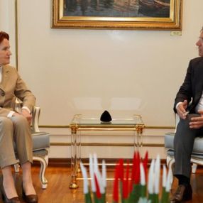 Meral Akşener, Ekrem İmamoğlu'nu ziyaret etti