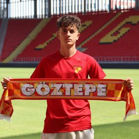 Emirhan Delibaş ve Ajdin Hasic, Göztepe'ye kiralandı