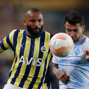 Fenerbahçe Dinamo Kiev'i mağlup etti