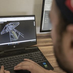 TEKNOFEST şampiyonu ekip, Ay yüzeyine roket indirmek için çalışıyor