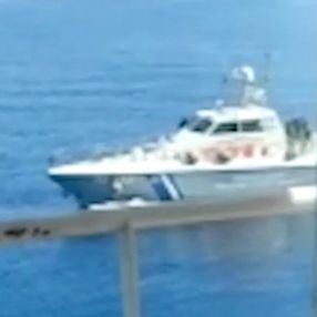 Çanakkale'de Ro-Ro gemisine Yunan unsurlarından taciz ateşi