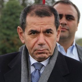 Dursun Özbek'ten hakemlere ağır sözler