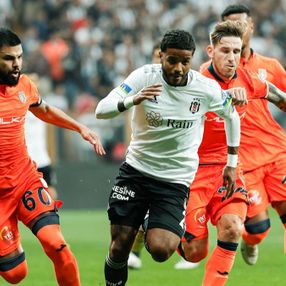Başakşehir, Beşiktaş'ı tek golle mağlup etti