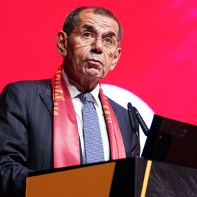 Dursun Özbek: 1 milyar liraya yakın gelir bekliyoruz