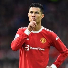 Cristiano Ronaldo'ya yıllık 243 milyon euroluk teklif