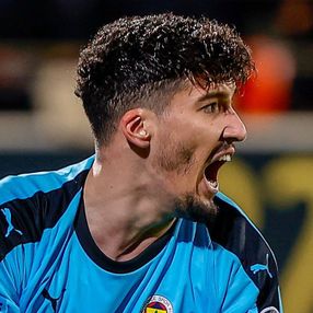 Altay Bayındır'a dev zamlı sözleşme