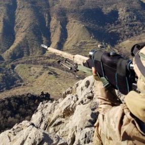 MİT, Irak'tan 2 teröristi Türkiye'ye getirdi