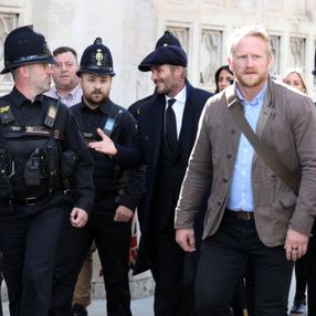 David Beckham, Kraliçe'nin naaşını ziyaret etti