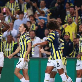 Fenerbahçe Alanyaspor'u 5 golle mağlup etti