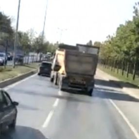 İstanbul'da kamyonla drift yapan maganda yakalandı