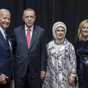 Cumhurbaşkanı Erdoğan, Joe Biden'ın liderlere verdiği yemeğe katıldı