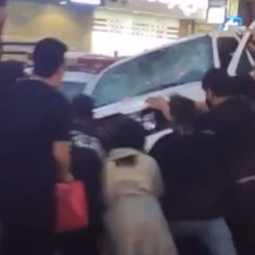 İran'da Mahsa Emini'nin ardından başlayan gösteriler şiddetlendi