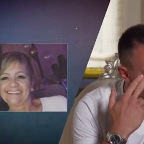 Muslera, annesi için hazırlanan videoyu izlerken ağladı