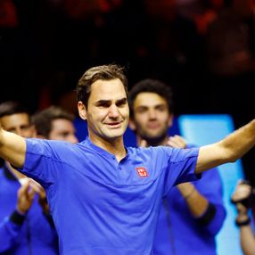 Tenisin efsane ismi Roger Federer kortlara veda etti
