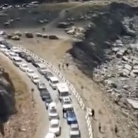Rusya-Gürcistan sınırında 3 bin araçlık seferberlik kuyruğu
