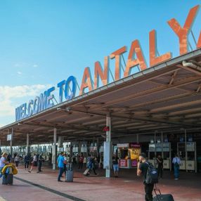 Antalya'da turist sayısı 10 milyonu aştı