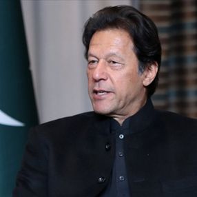Pakistan'da eski Başbakan Imran Khan'a tutuklama kararı