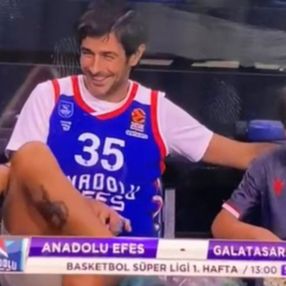 Galatasaraylı taraftarlardan Mete Kalkavan tepkisi