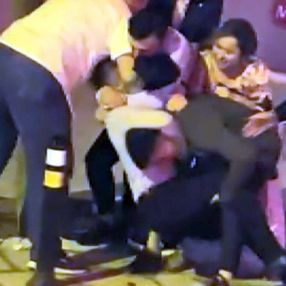 Avcılar'da düğünde birbirlerine girdiler: 6 gözaltı