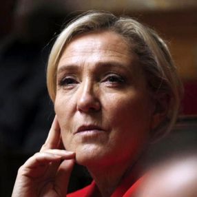 Fransa'da aşırı sağcı Le Pen, daha fazla cami kapatılmasını istedi