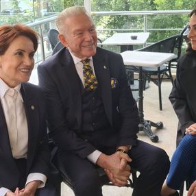 Meral Akşener, Sözcü gazetesini ziyaret etti