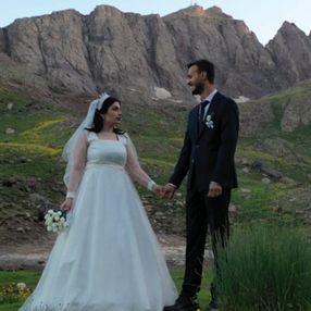 Hakkari'nin terör bölgesi artık gelin ve damatların gözdesi oldu