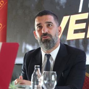 Arda Turan: Bir ekol hocası olmak istiyorum