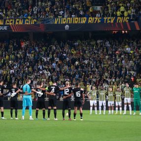 Fenerbahçe, provokatif Rum taraftarlara cevabı sahada verdi