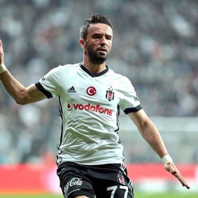 Beşiktaş'ın Gökhan Gönül'e yaptığı teklif