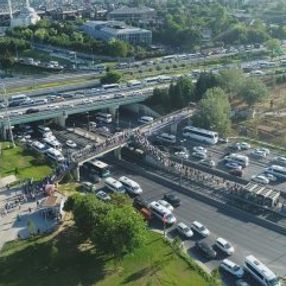 İstanbul trafiği bir yılda saatte 3.7 kilometre yavaşladı